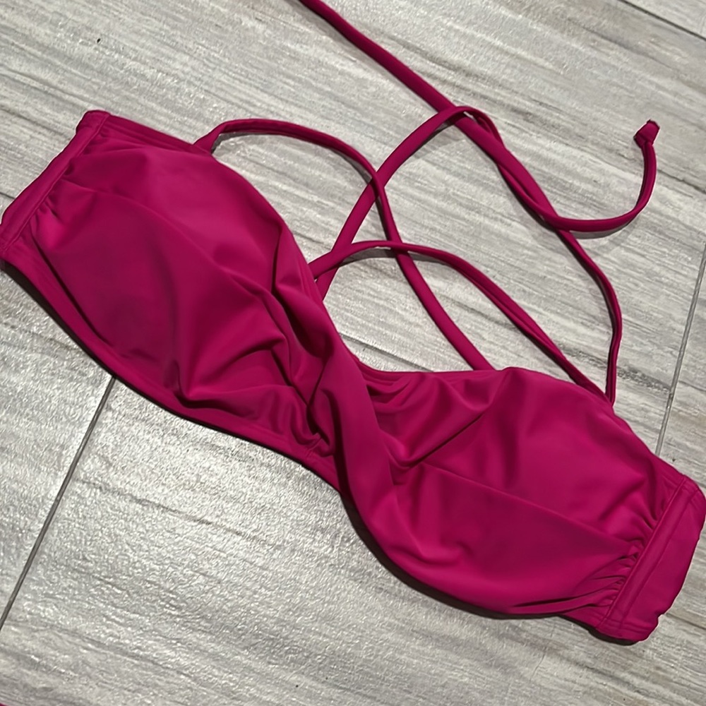 Bikini - Picture 4 of 7